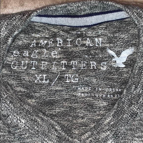 American Eagle 🦅 Sweater - Picture 3 of 5